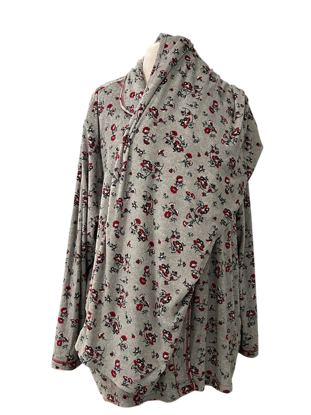 Secret Treasures Super Soft Gray and red Floral Two Pc Pajama Set